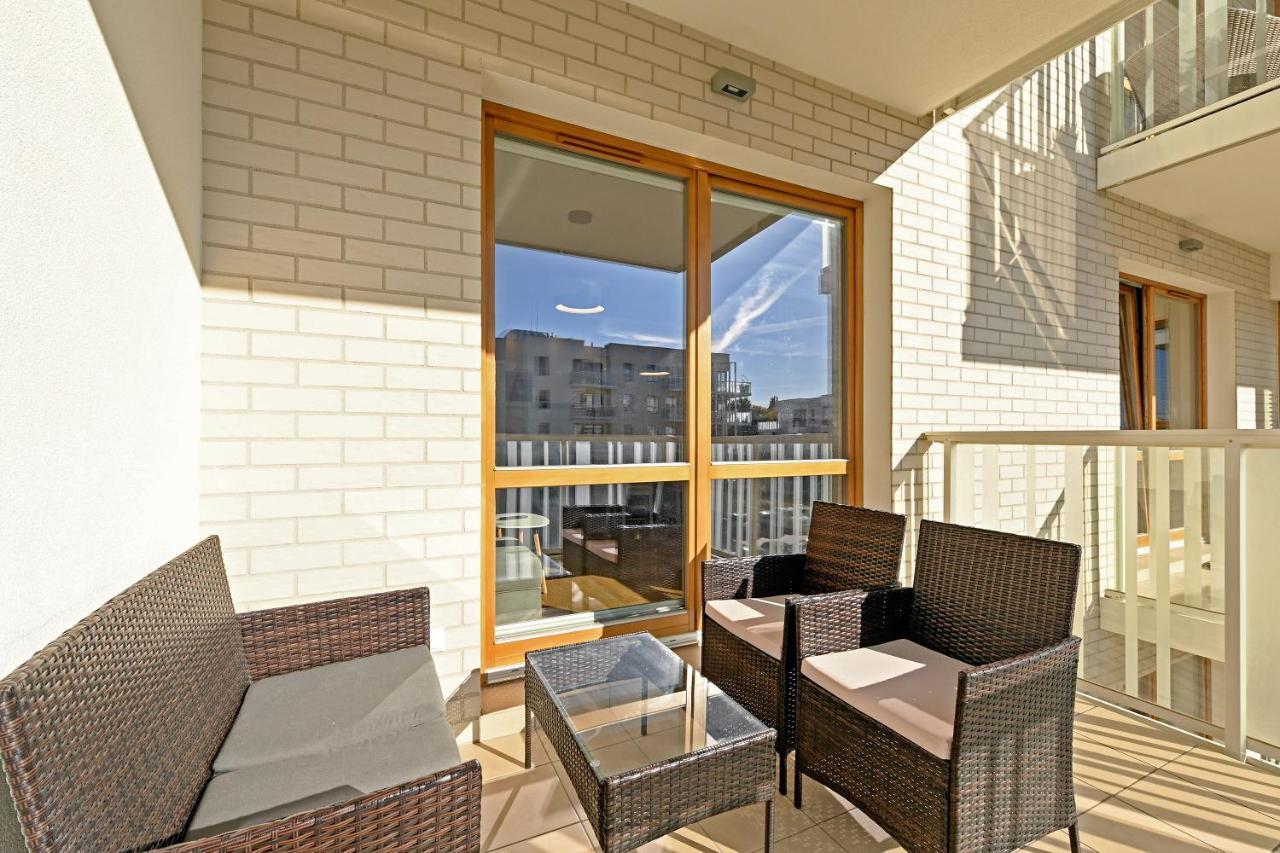 Holiday Apartment Near The Sea - Free Private Parking Гданск Екстериор снимка